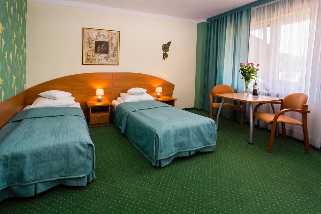 Hotel Ognisty Ptak Венгожево Екстер'єр фото